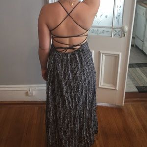 Black and white geometric backless maxi